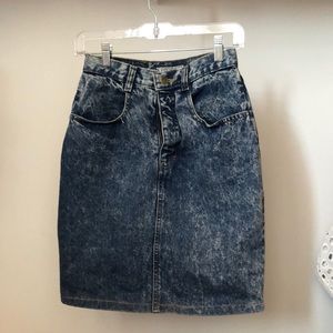 Vintage 80s 90s Stonewash jean skirt by Jou Jou